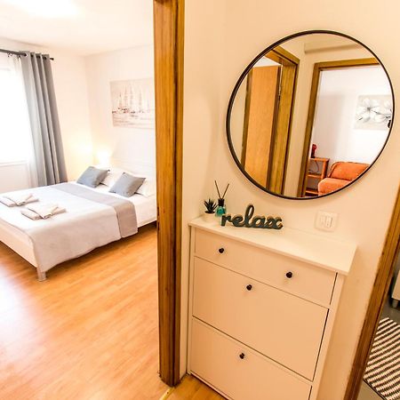 Apartments Curic Трогир Экстерьер фото