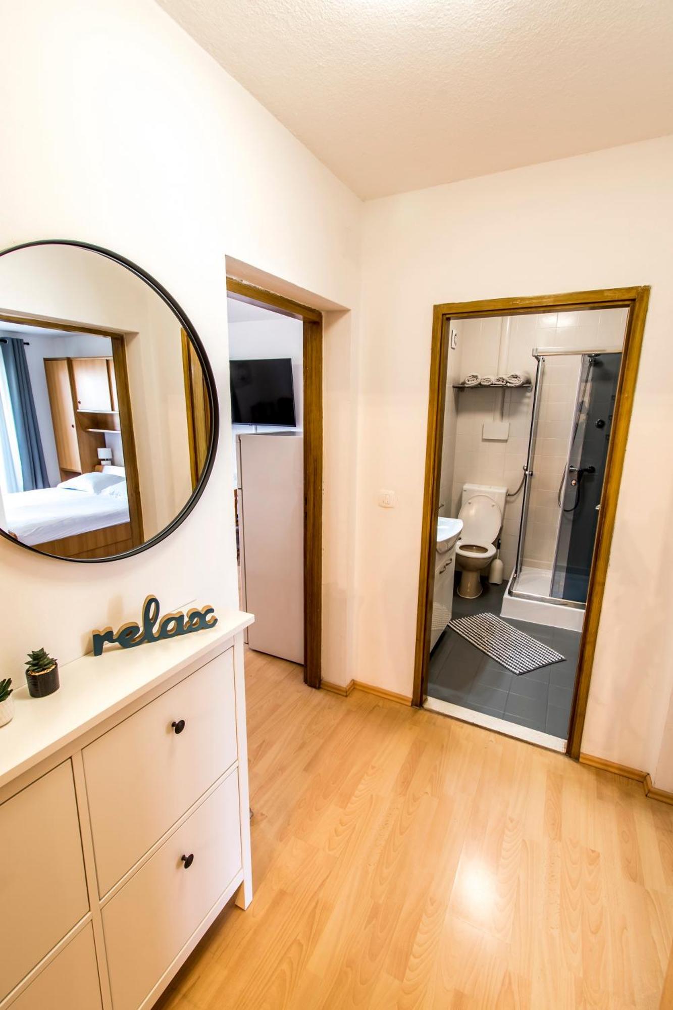Apartments Curic Трогир Экстерьер фото